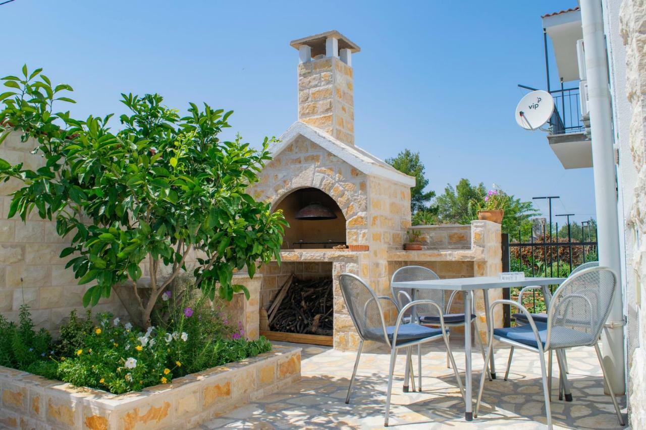 Apartments Solta Gornje Selo 外观 照片