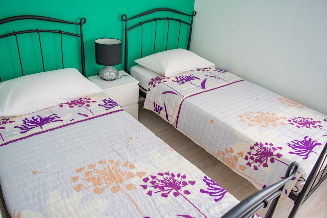 Apartments Solta Gornje Selo 外观 照片