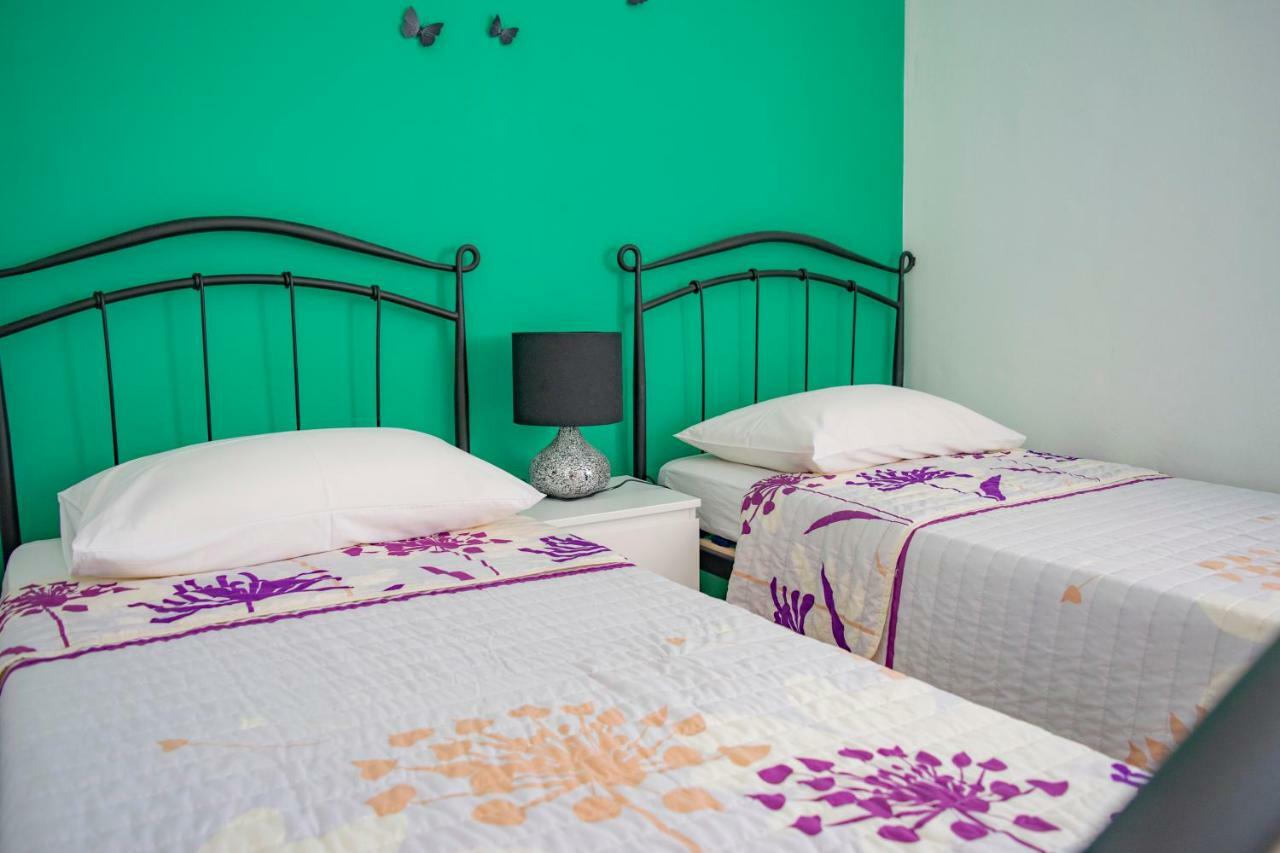Apartments Solta Gornje Selo 外观 照片